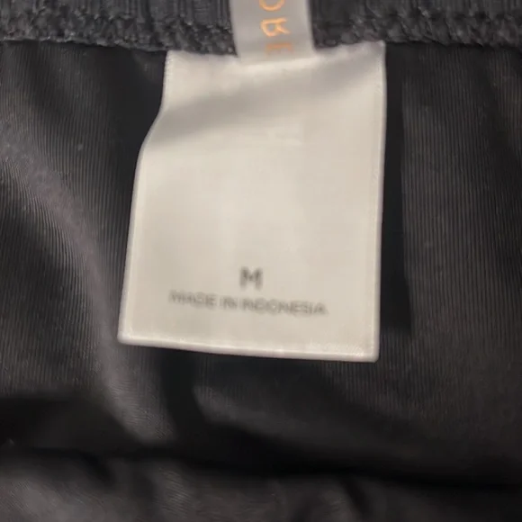 NWT Shade & Shore Sexy Cutout Bathing suit Black size M - Picture 6 of 7